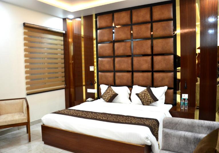 Roselle Inn, 3* Lucknow