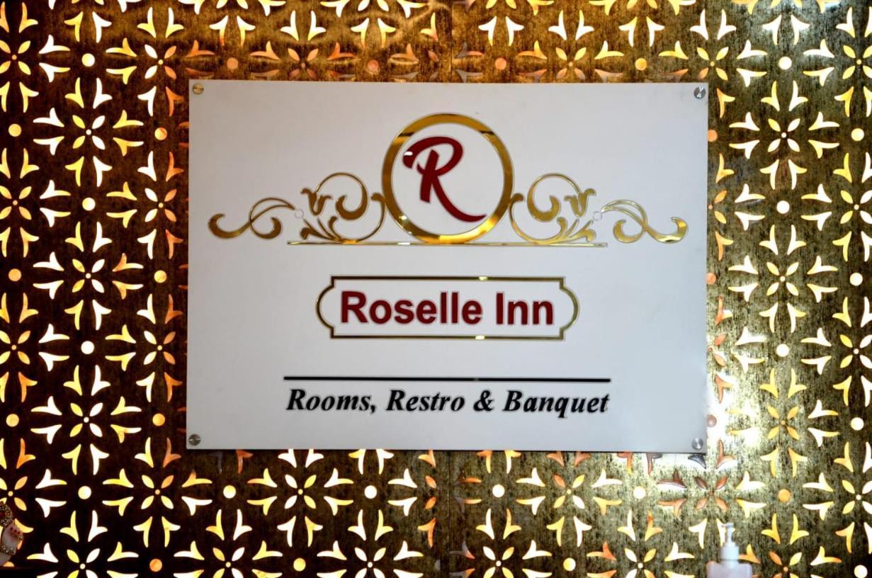 Roselle Inn, Hotel 3*